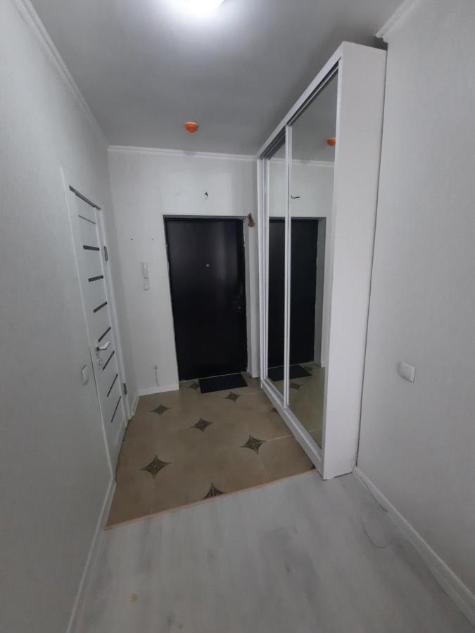 Кошкарбаева 45 Б Apartment Astana Bagian luar foto